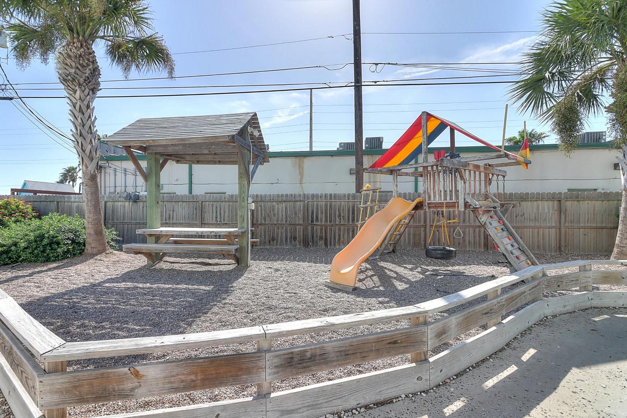 Nemo Cay Stay Corpus Christi Room photo